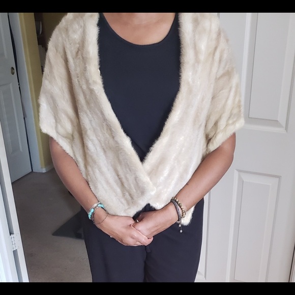 Vintage Mink Stole - Picture 5 of 6